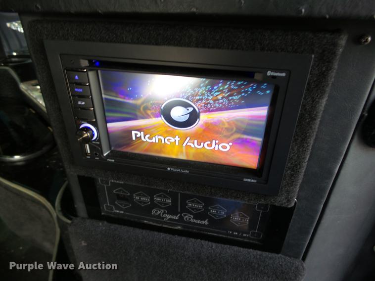 image for item DB5025 2007 Chrysler 300 Touring limousine