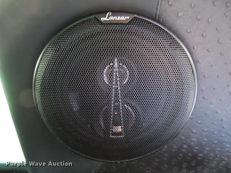 image for item DB5025 2007 Chrysler 300 Touring limousine