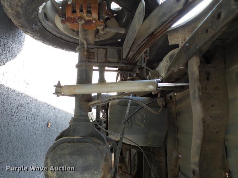 image for item DB5026 2006 Ford F250 Super Duty XLT Crew Cab pickup truck