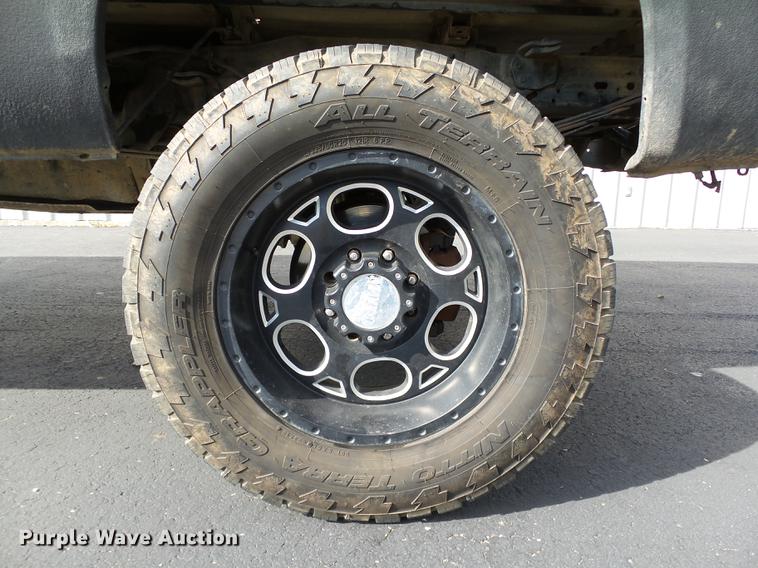 image for item DB5026 2006 Ford F250 Super Duty XLT Crew Cab pickup truck