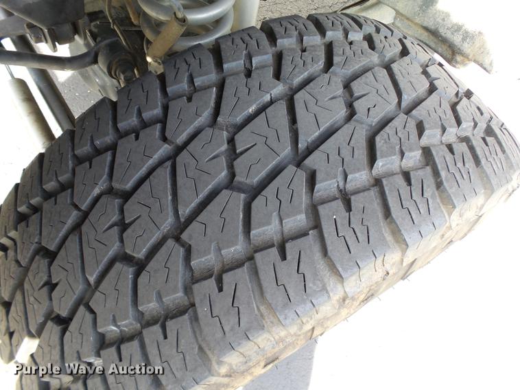 image for item DB5026 2006 Ford F250 Super Duty XLT Crew Cab pickup truck