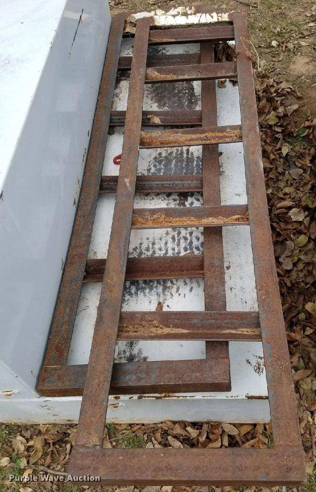 image for item DB5027 1991 B Welding car trailer