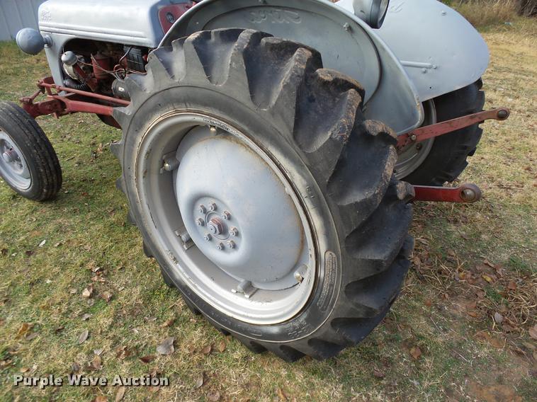 image for item DB5028 1951 Ford 8N tractor