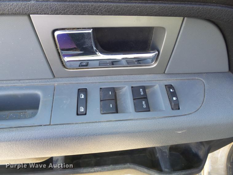 image for item DB6322 2011 Ford F150 XLT SuperCab pickup truck