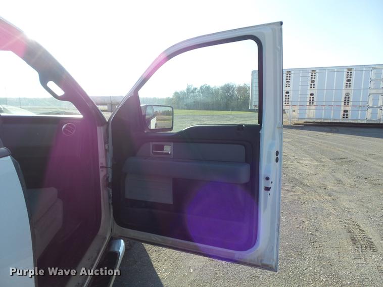 image for item DB6322 2011 Ford F150 XLT SuperCab pickup truck