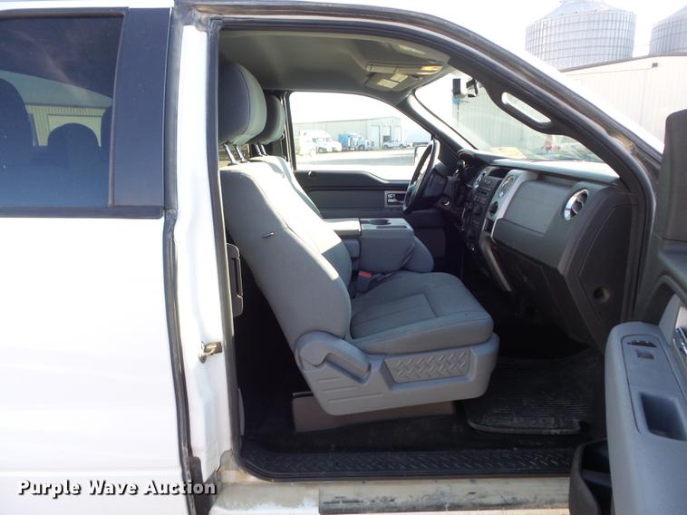 image for item DB6322 2011 Ford F150 XLT SuperCab pickup truck