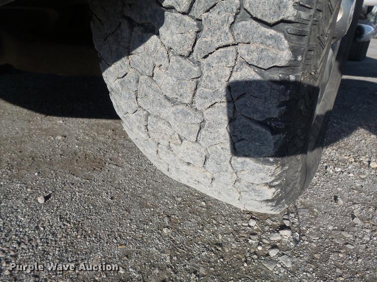 image for item DB6322 2011 Ford F150 XLT SuperCab pickup truck