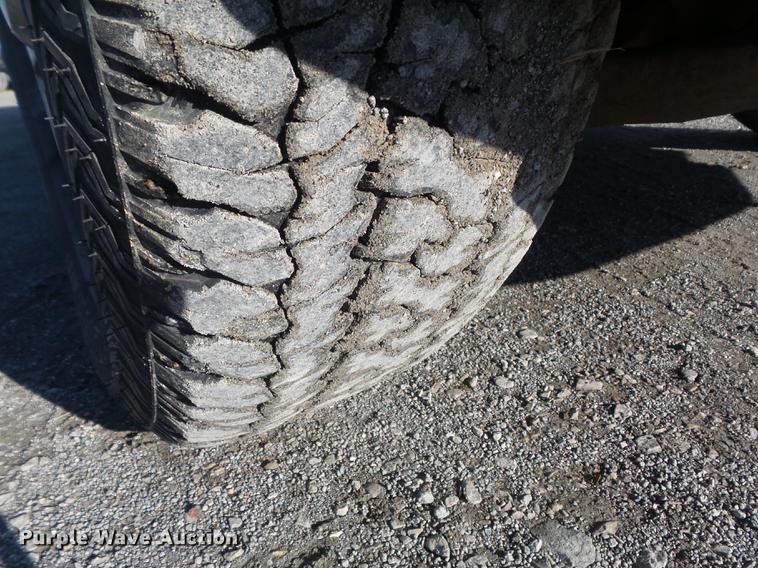 image for item DB6322 2011 Ford F150 XLT SuperCab pickup truck