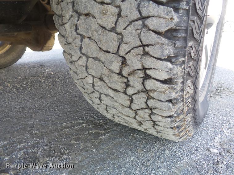 image for item DB6322 2011 Ford F150 XLT SuperCab pickup truck