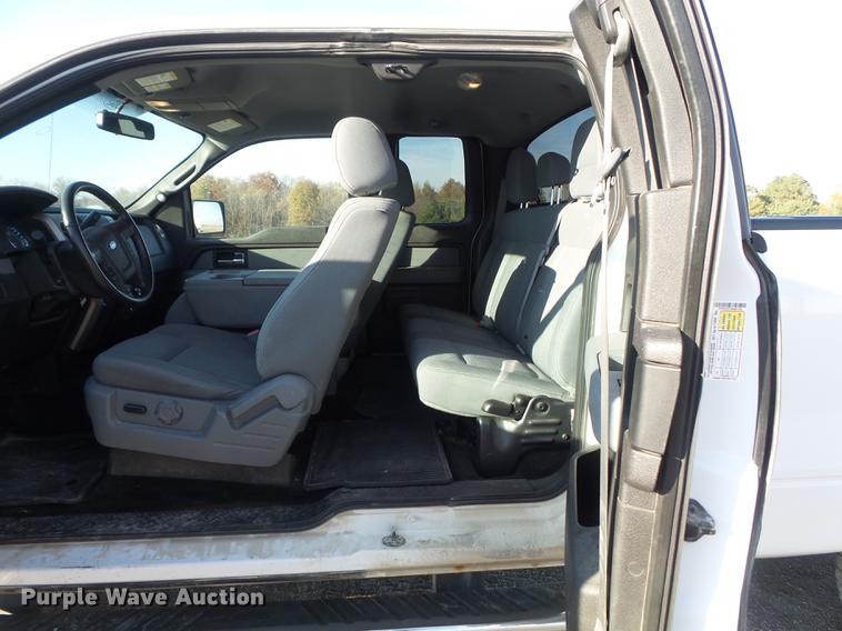 image for item DB6323 2013 Ford F150 XLT SuperCab pickup truck