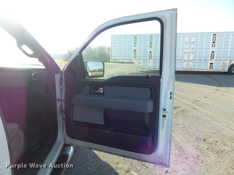 image for item DB6323 2013 Ford F150 XLT SuperCab pickup truck