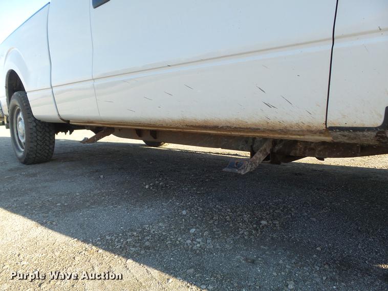 image for item DB6325 2010 Ford F150 XL SuperCab pickup truck
