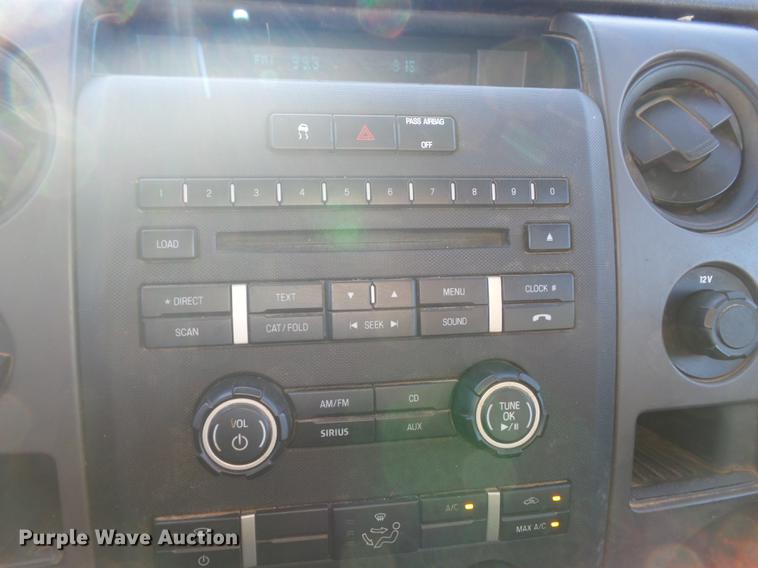 image for item DB6325 2010 Ford F150 XL SuperCab pickup truck