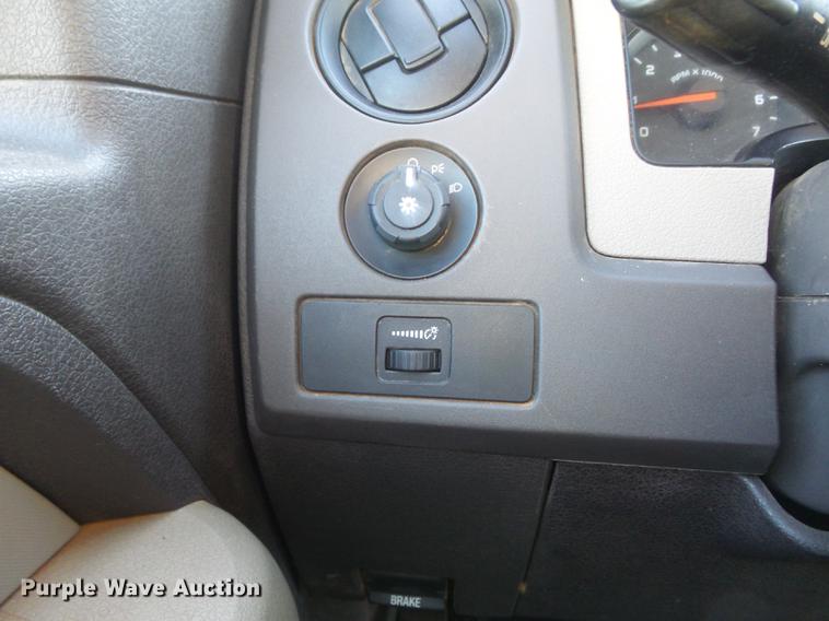 image for item DB6325 2010 Ford F150 XL SuperCab pickup truck