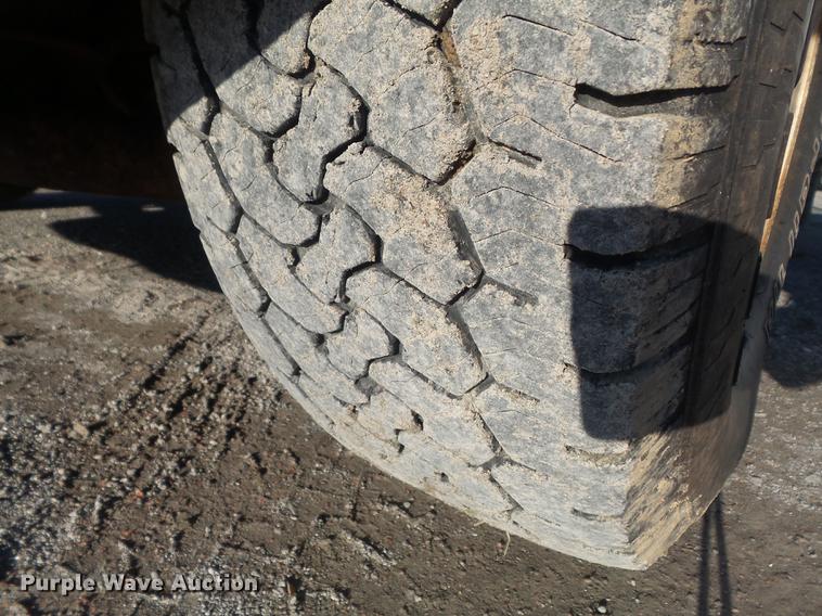 image for item DB6325 2010 Ford F150 XL SuperCab pickup truck