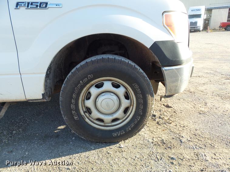 image for item DB6325 2010 Ford F150 XL SuperCab pickup truck