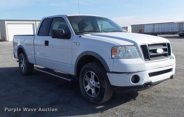 image for item DB6327 2006 Ford F150 FX4 SuperCab pickup truck