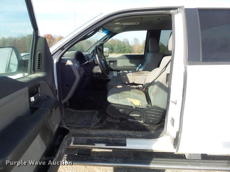 image for item DB6327 2006 Ford F150 FX4 SuperCab pickup truck