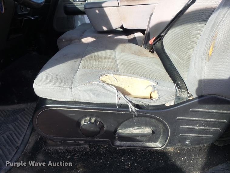 image for item DB6327 2006 Ford F150 FX4 SuperCab pickup truck