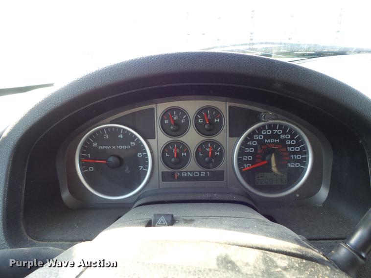 image for item DB6327 2006 Ford F150 FX4 SuperCab pickup truck