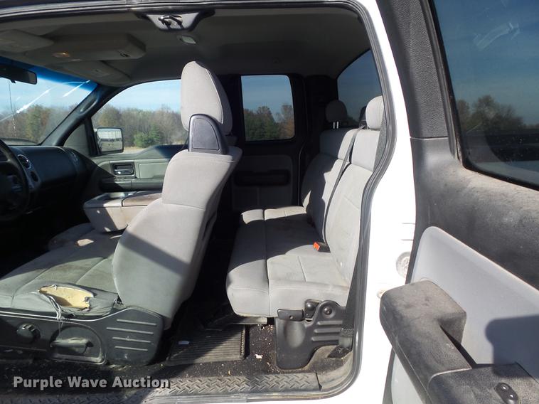 image for item DB6327 2006 Ford F150 FX4 SuperCab pickup truck