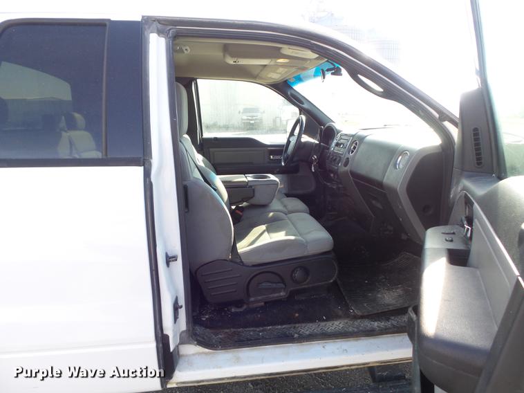 image for item DB6327 2006 Ford F150 FX4 SuperCab pickup truck