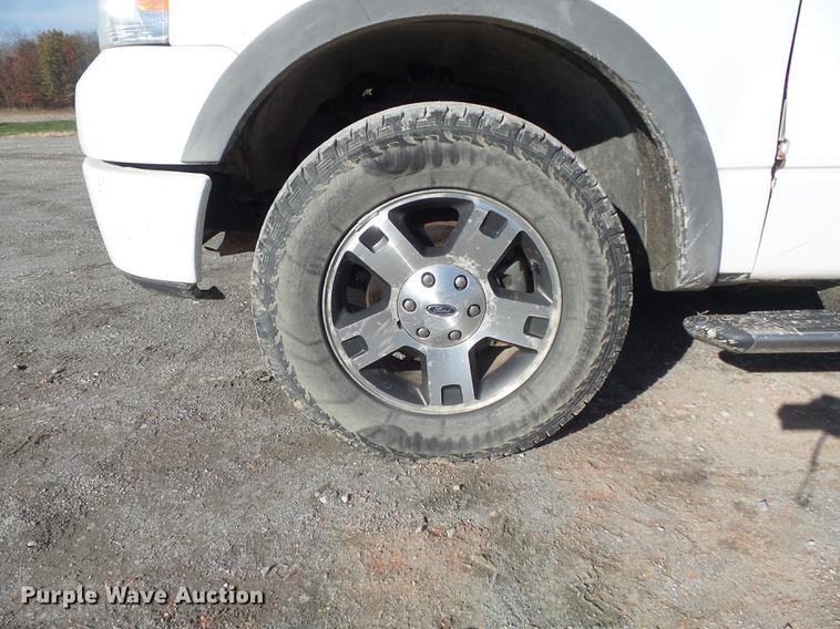 image for item DB6327 2006 Ford F150 FX4 SuperCab pickup truck