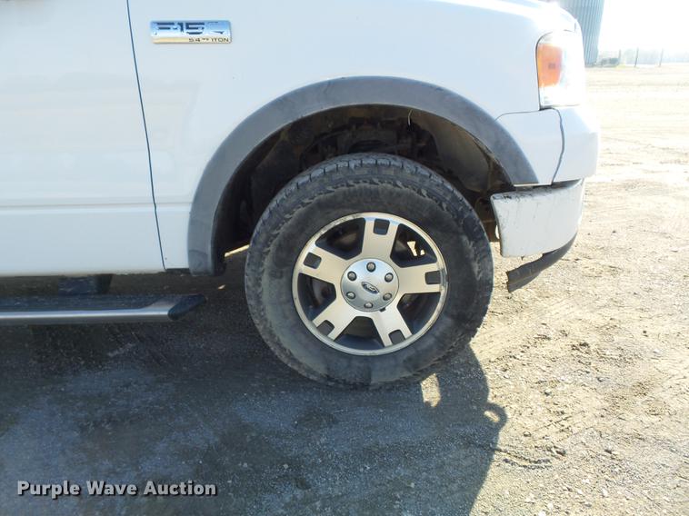 image for item DB6327 2006 Ford F150 FX4 SuperCab pickup truck