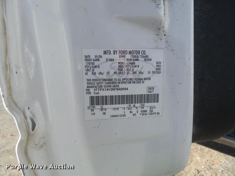 image for item DB6327 2006 Ford F150 FX4 SuperCab pickup truck