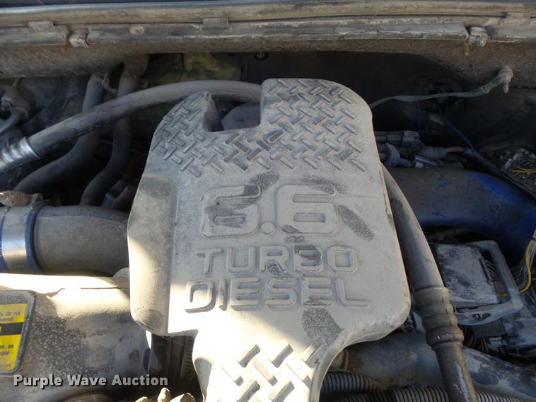 image for item DB6329 2003 Chevrolet Silverado 2500HD Crew Cab pickup truck