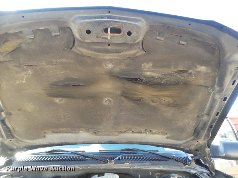 image for item DB6329 2003 Chevrolet Silverado 2500HD Crew Cab pickup truck