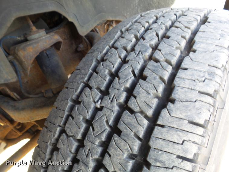 image for item DB6329 2003 Chevrolet Silverado 2500HD Crew Cab pickup truck