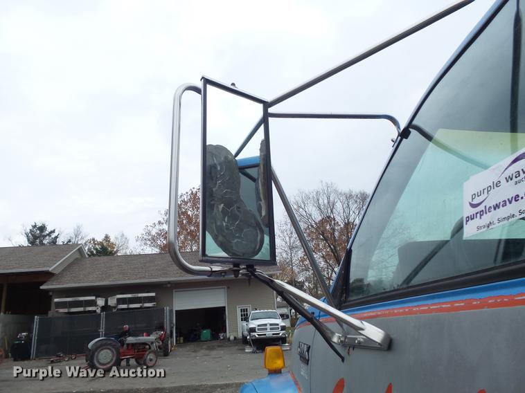 image for item DB6338 1993 Chevrolet Kodiak truck cab and chassis