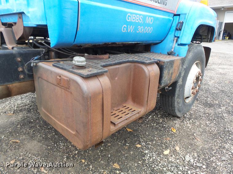 image for item DB6338 1993 Chevrolet Kodiak truck cab and chassis