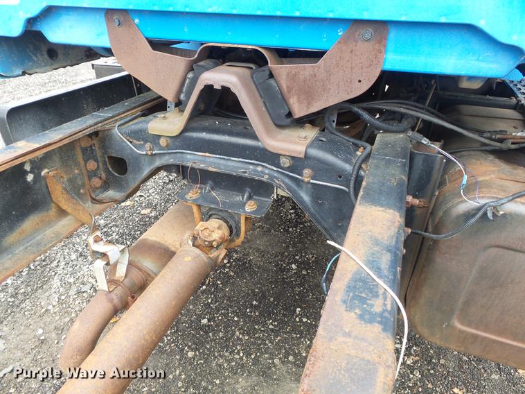 image for item DB6338 1993 Chevrolet Kodiak truck cab and chassis