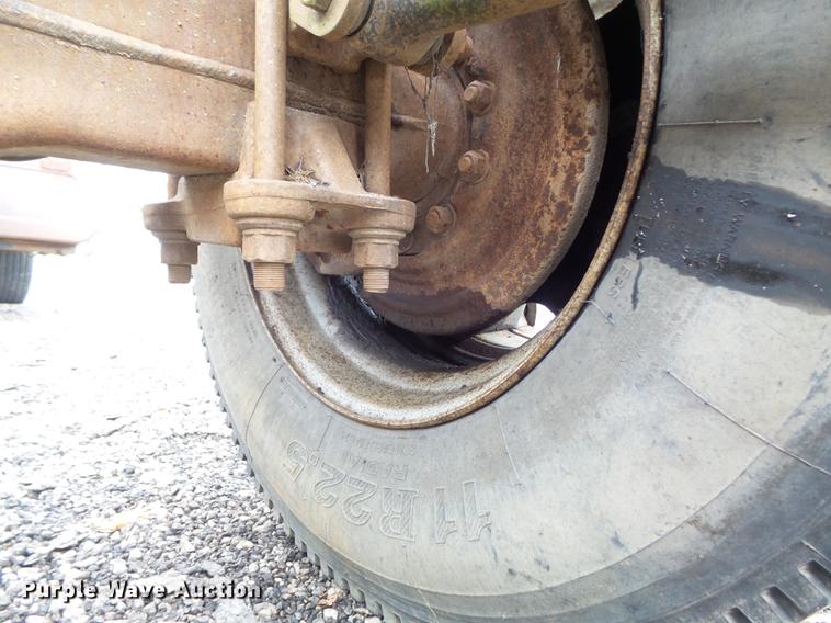 image for item DB6338 1993 Chevrolet Kodiak truck cab and chassis