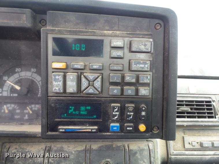 image for item DB6338 1993 Chevrolet Kodiak truck cab and chassis