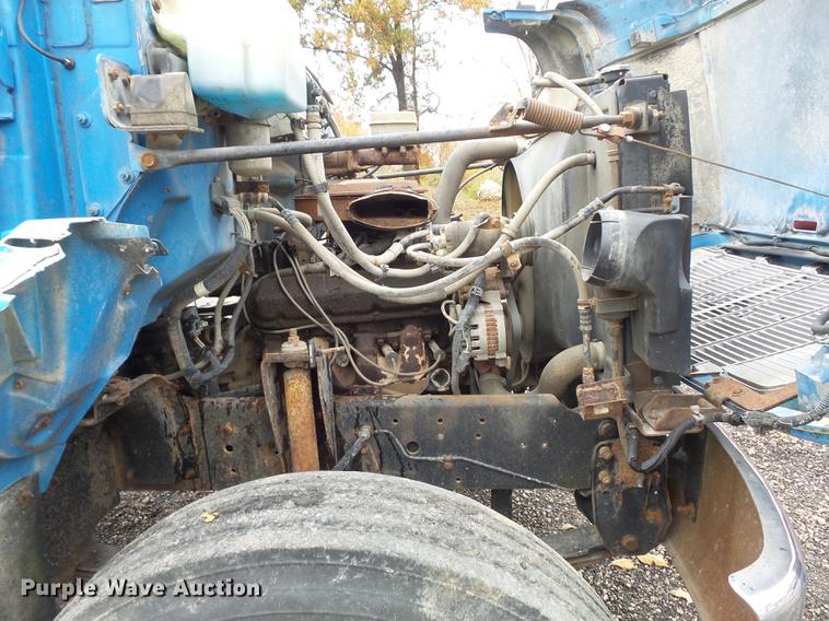 image for item DB6338 1993 Chevrolet Kodiak truck cab and chassis