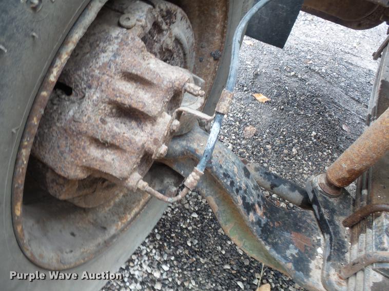 image for item DB6338 1993 Chevrolet Kodiak truck cab and chassis