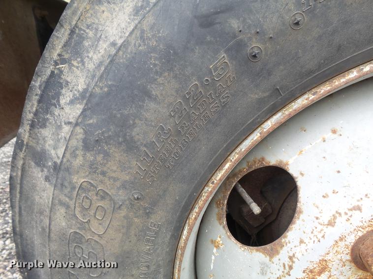 image for item DB6338 1993 Chevrolet Kodiak truck cab and chassis