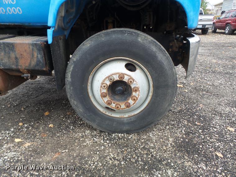 image for item DB6338 1993 Chevrolet Kodiak truck cab and chassis