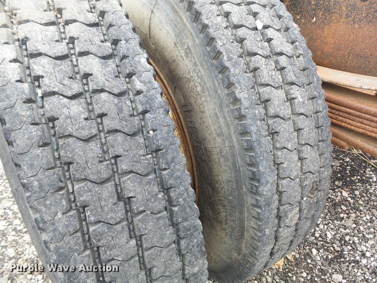 image for item DB6338 1993 Chevrolet Kodiak truck cab and chassis