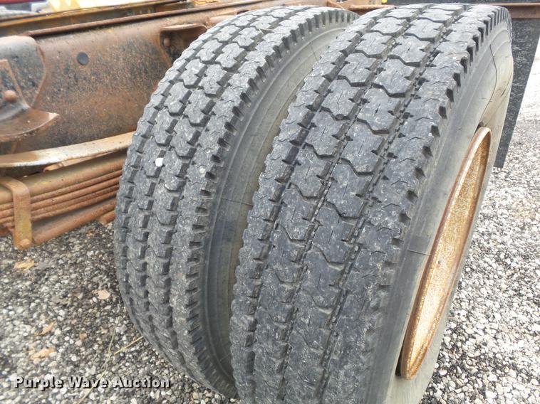 image for item DB6338 1993 Chevrolet Kodiak truck cab and chassis