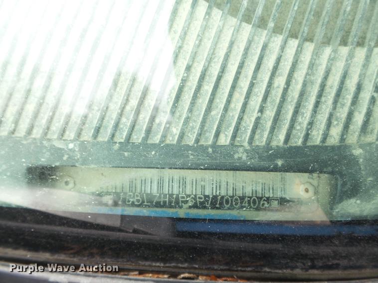 image for item DB6338 1993 Chevrolet Kodiak truck cab and chassis