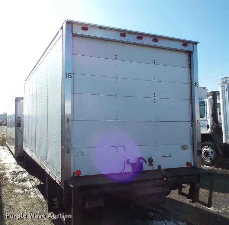 image for item DB8008 2001 Mitsubishi Fuso FE box truck