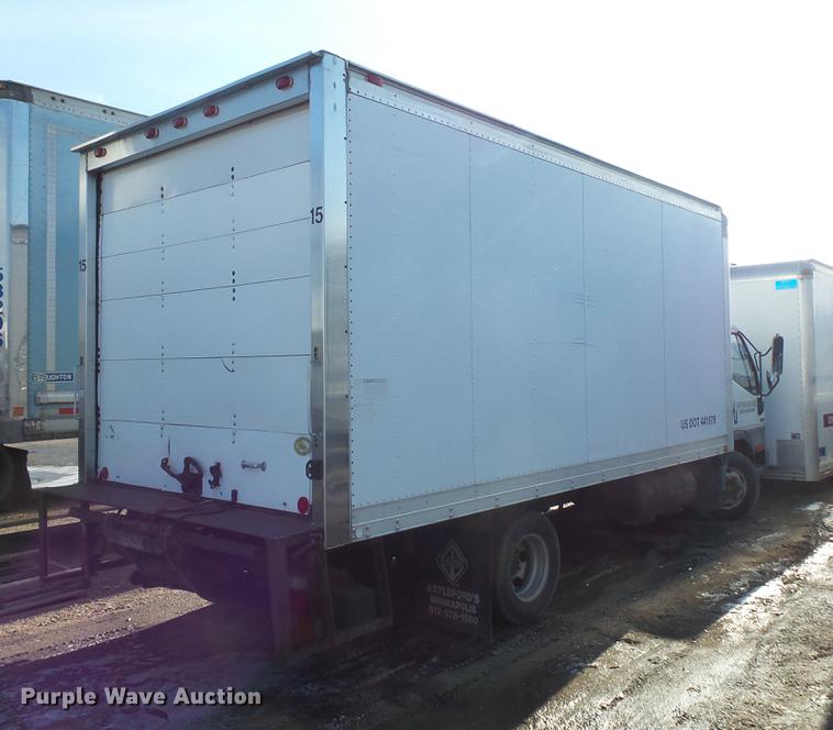 image for item DB8008 2001 Mitsubishi Fuso FE box truck