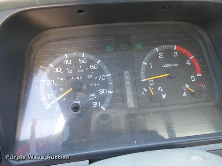 image for item DB8008 2001 Mitsubishi Fuso FE box truck