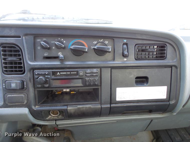 image for item DB8008 2001 Mitsubishi Fuso FE box truck