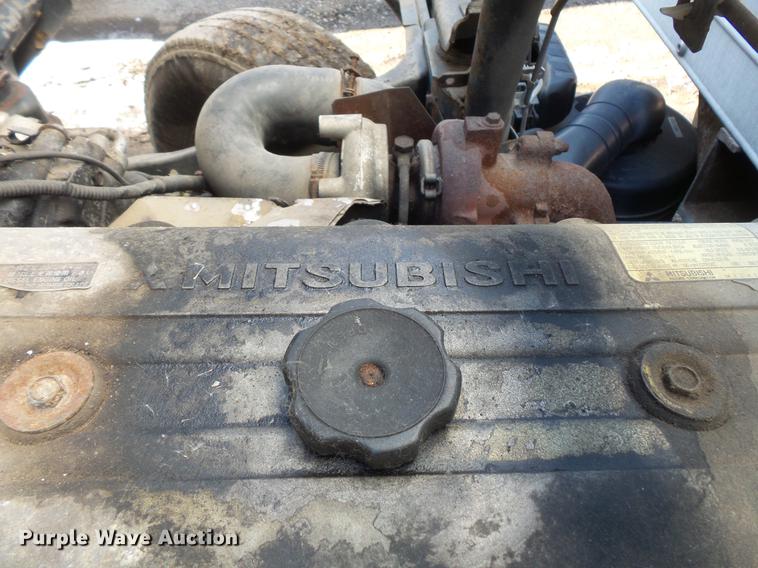 image for item DB8008 2001 Mitsubishi Fuso FE box truck