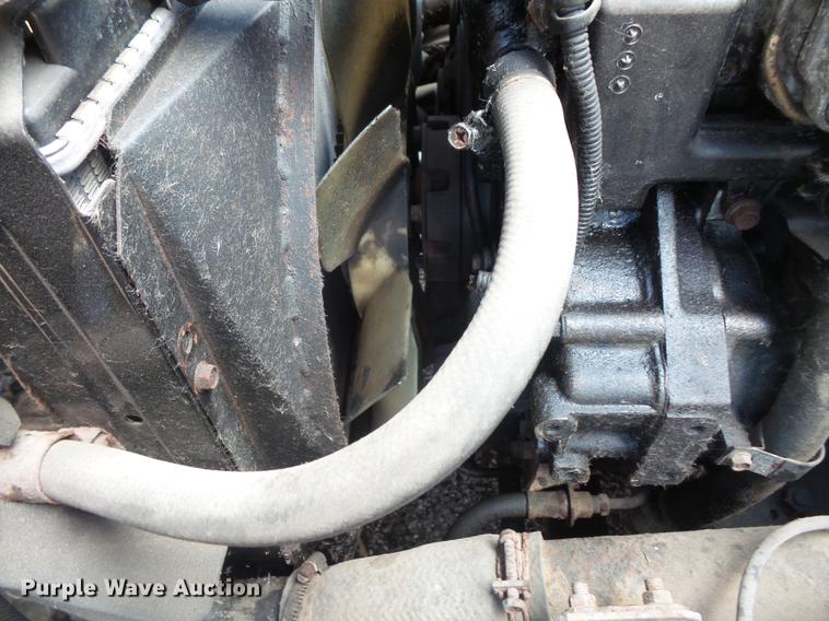 image for item DB8008 2001 Mitsubishi Fuso FE box truck